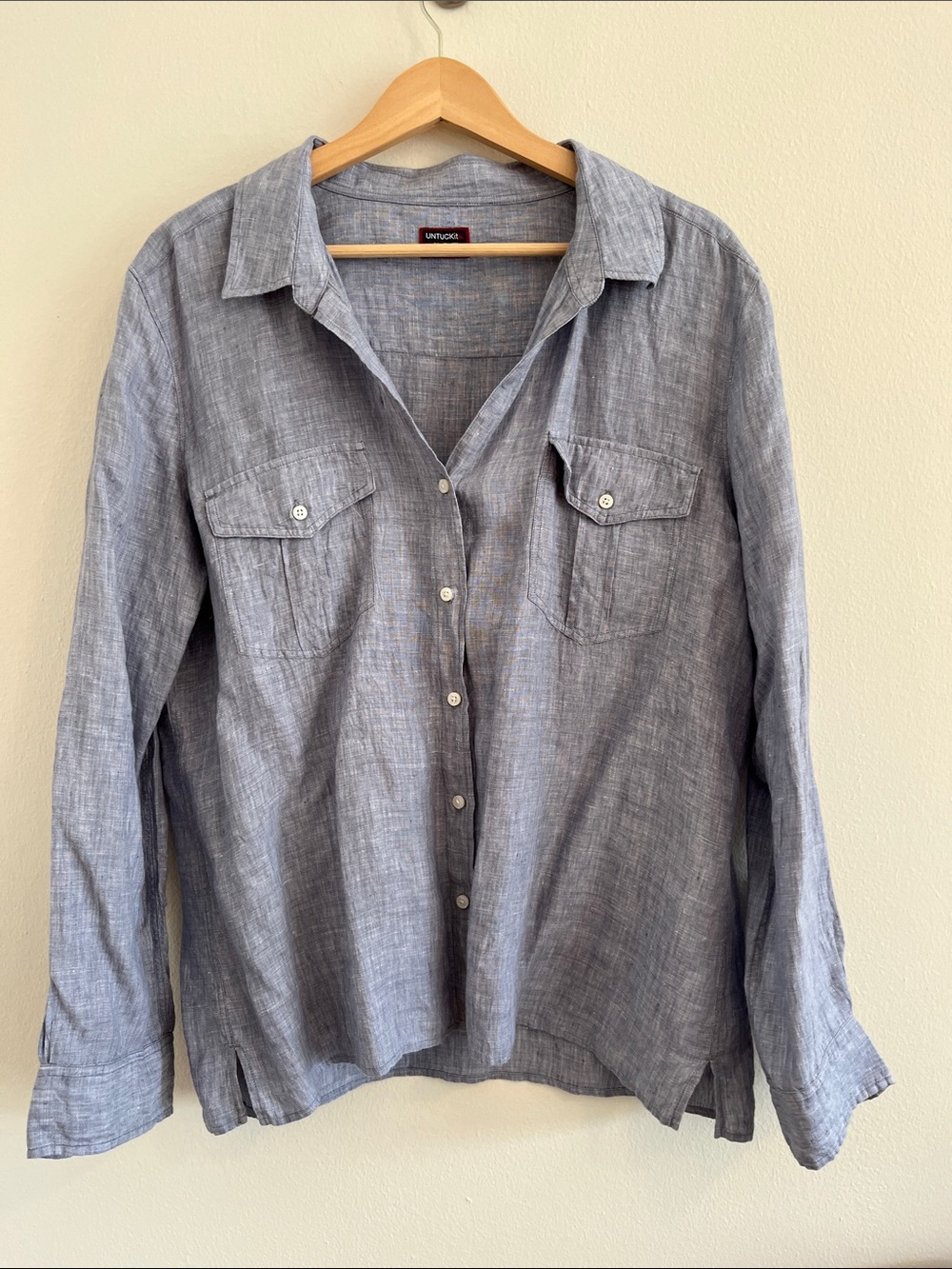 UNTUCKit Linen Button-Up Shirt in Light Blue-Grey
